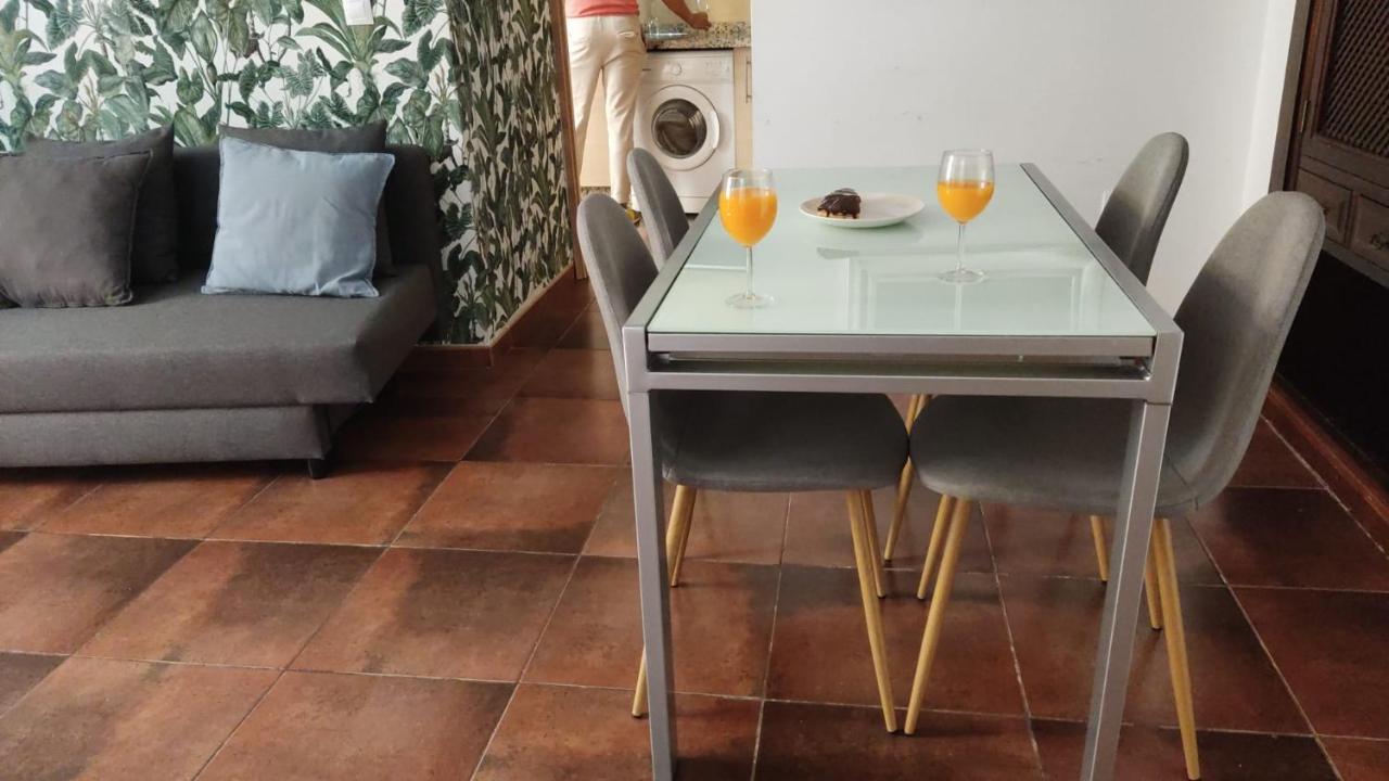 Homeyseville- Bright Apartment At Santa Cruz 6 Pax, Parking Optional Exterior photo